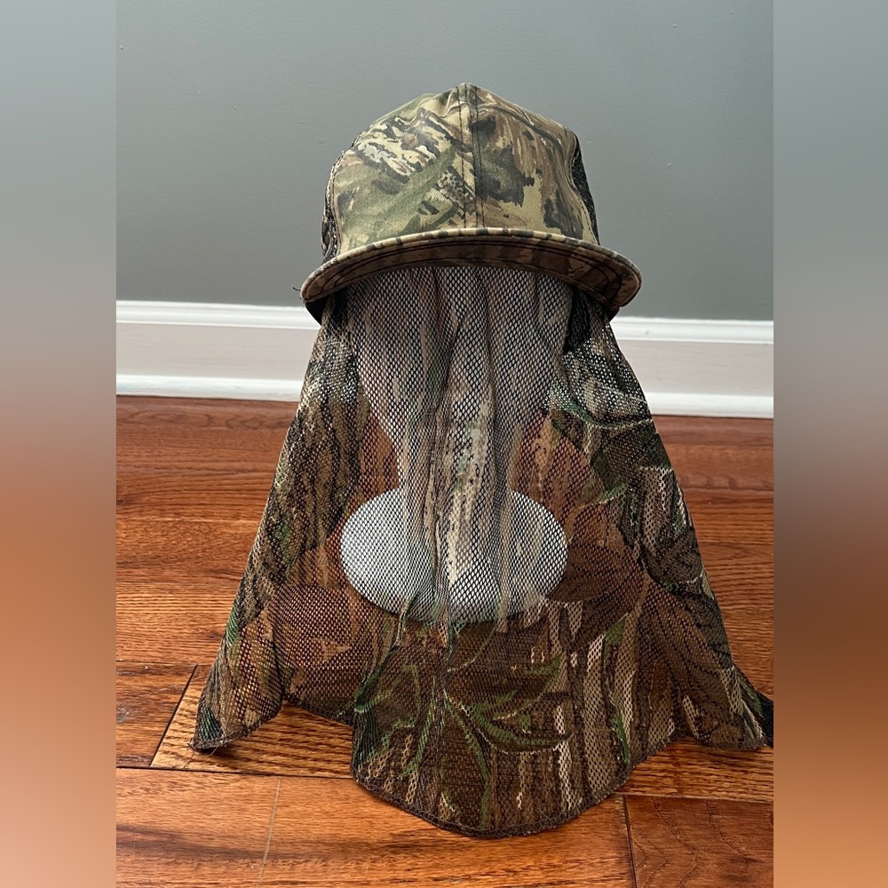 VTG- Realtree Camo Snapback Hat Cap Face Net / Mesh Made In USA